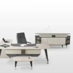 Metal ayaklı modern çalışma masa takımı.