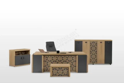 Ergonomik tasarımlı şık ofis masası.