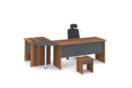 Lüks tasarımlı şık ofis masası.