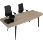 Oval şekilli geniş toplantı masası.