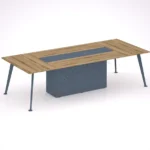 Metal çerçeveli oval toplantı masası.